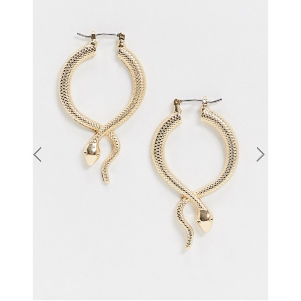 ASOS Hoop Earrings in Gold Tone - Picture 6 of 8
